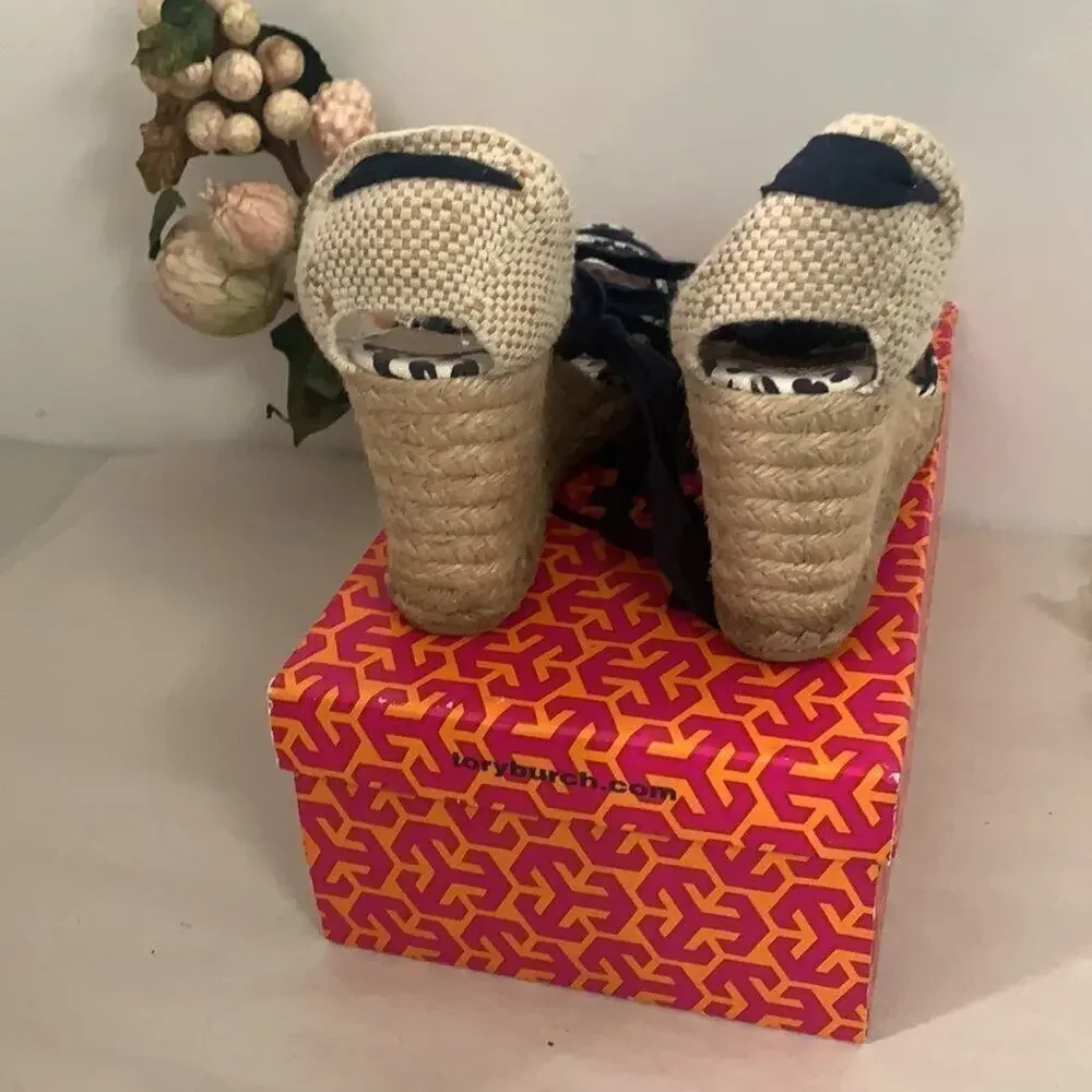TORY BURCH HIGH WEDGE ESPADRILLE MED‎ NAVY LOBSTER SIZE 10
